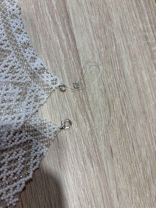 Силянка, криза прозоро-біла