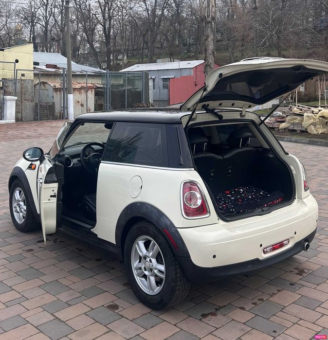 Продаю авто MINICOOPER