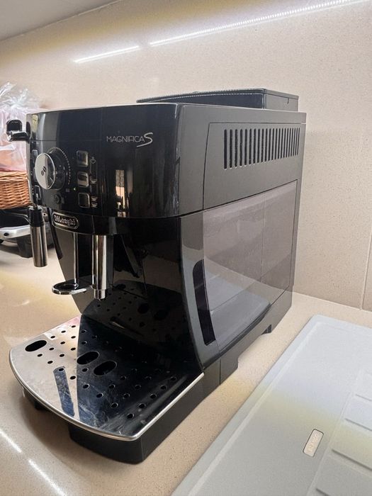 Maquina café automatica, delonghi magnificaS