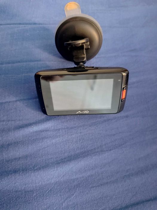 Wideorejestrator MIO Mivue 608
Dual SIM