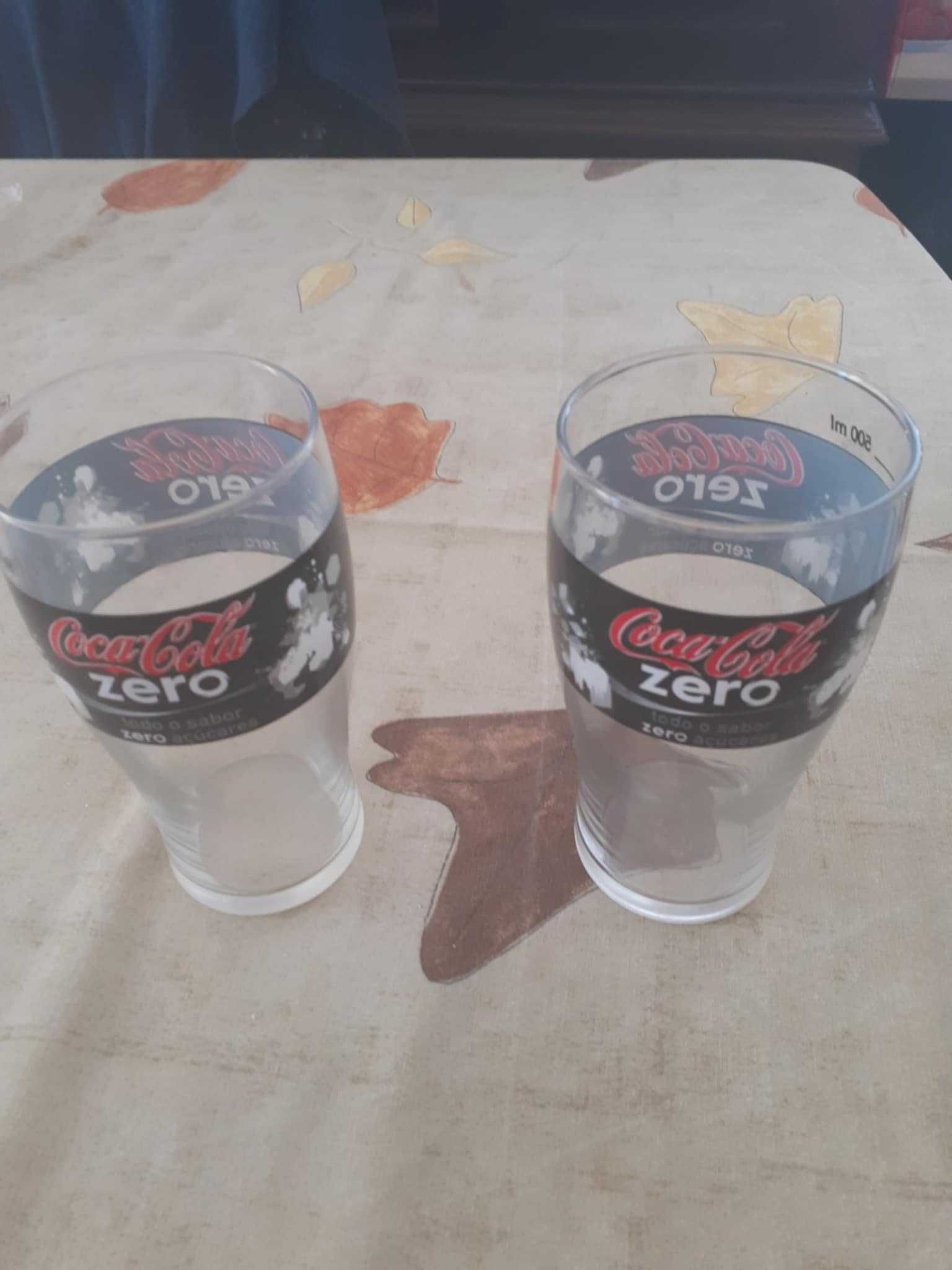 Copos Coca-Cola novos para desocupar