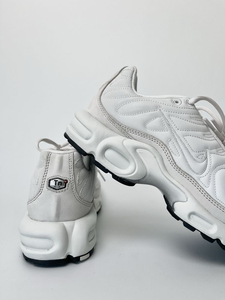 Оригинал Nike Air Max Plus Platinum Tint (FZ4342 001) оригинальние тн