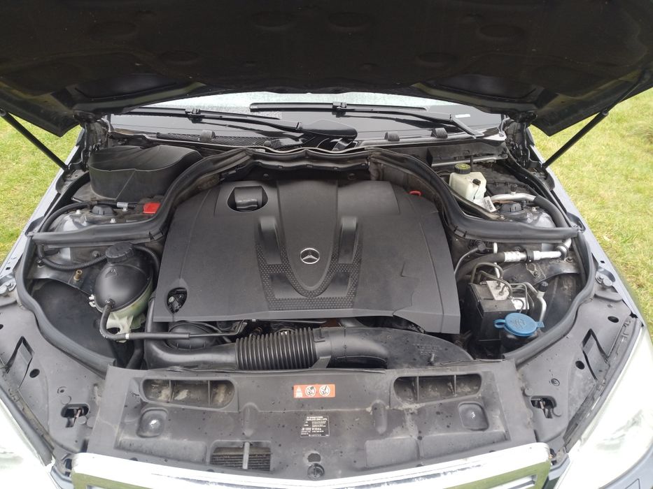 Mercedes C220 W204 kombi elegance AUTOMAT 2.2 CDI