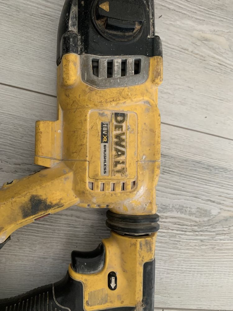 Młotowiertarka Dewalt DCH 263 18V