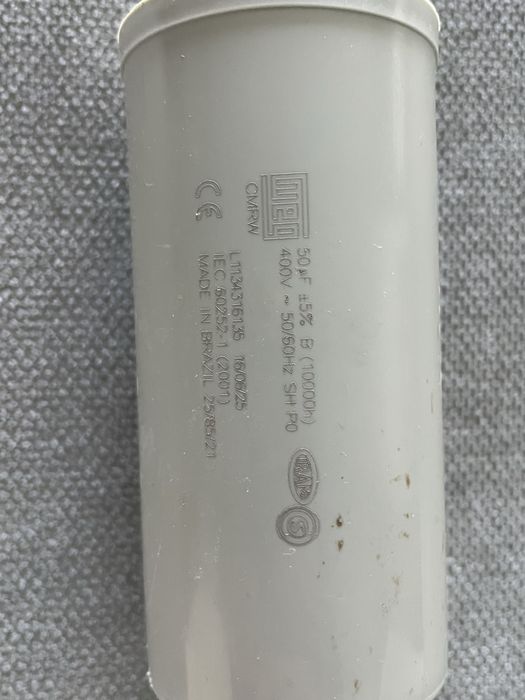 Condensador WEG com capacidade de 50uF