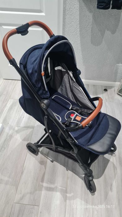 Wózek dla dziecka MOMI