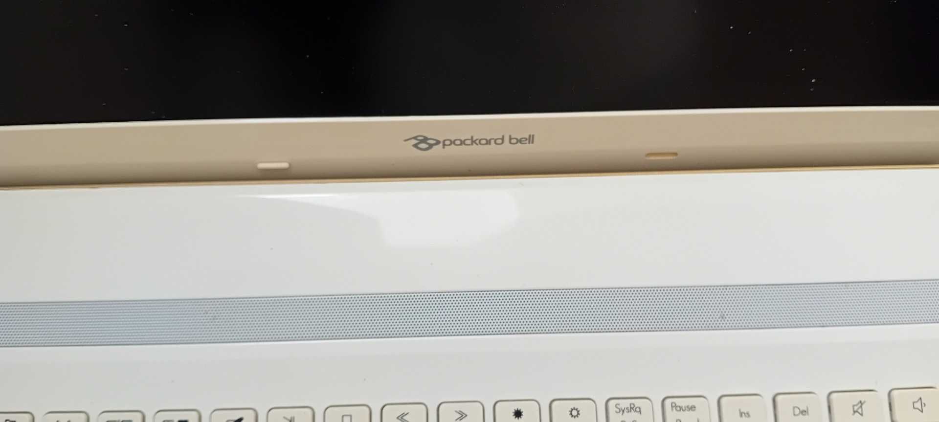 Computador Packard bell