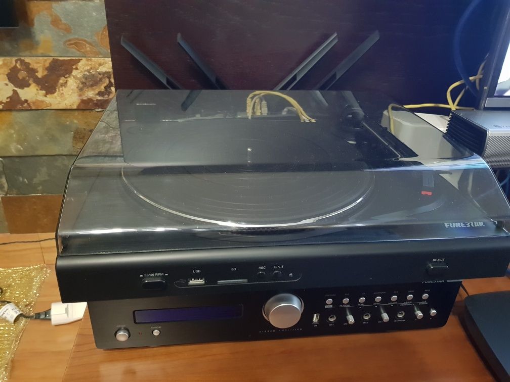 Gira-discos Fonestar SF-2200U