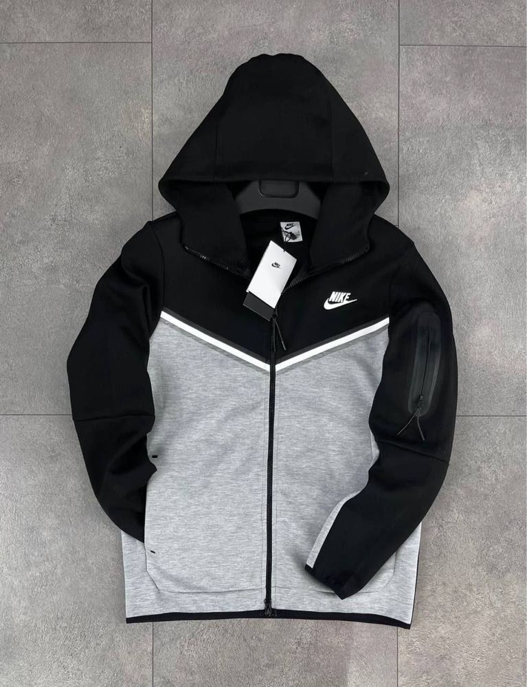 Кофта Nike Tech Fleese