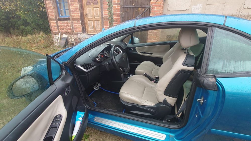 Kabriolet Peugeot 207 CC Platinum, nowy TÜV