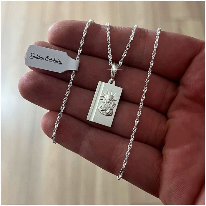 Srebrny Łańcuszek Z Medalikiem Pr. 925 Pamiątka I Komunii Świętej + Gr