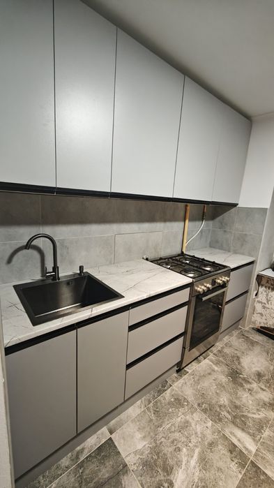 Кухні під замовлення