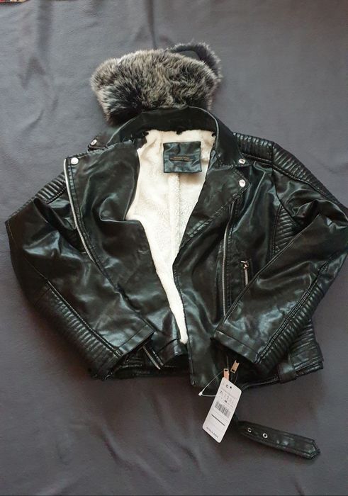 Czarna ramoneska , odpinany kołnierz 36