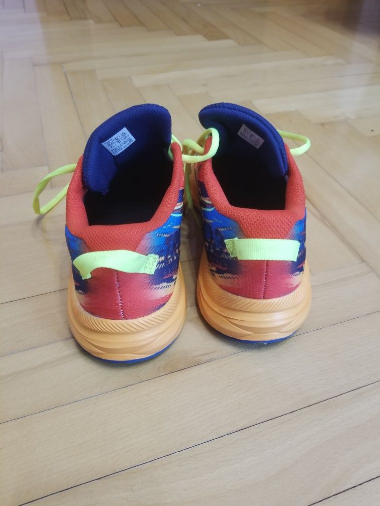 Кроссовки Asics Gel-Noosa Tri 13 GS кросовки, кросівки