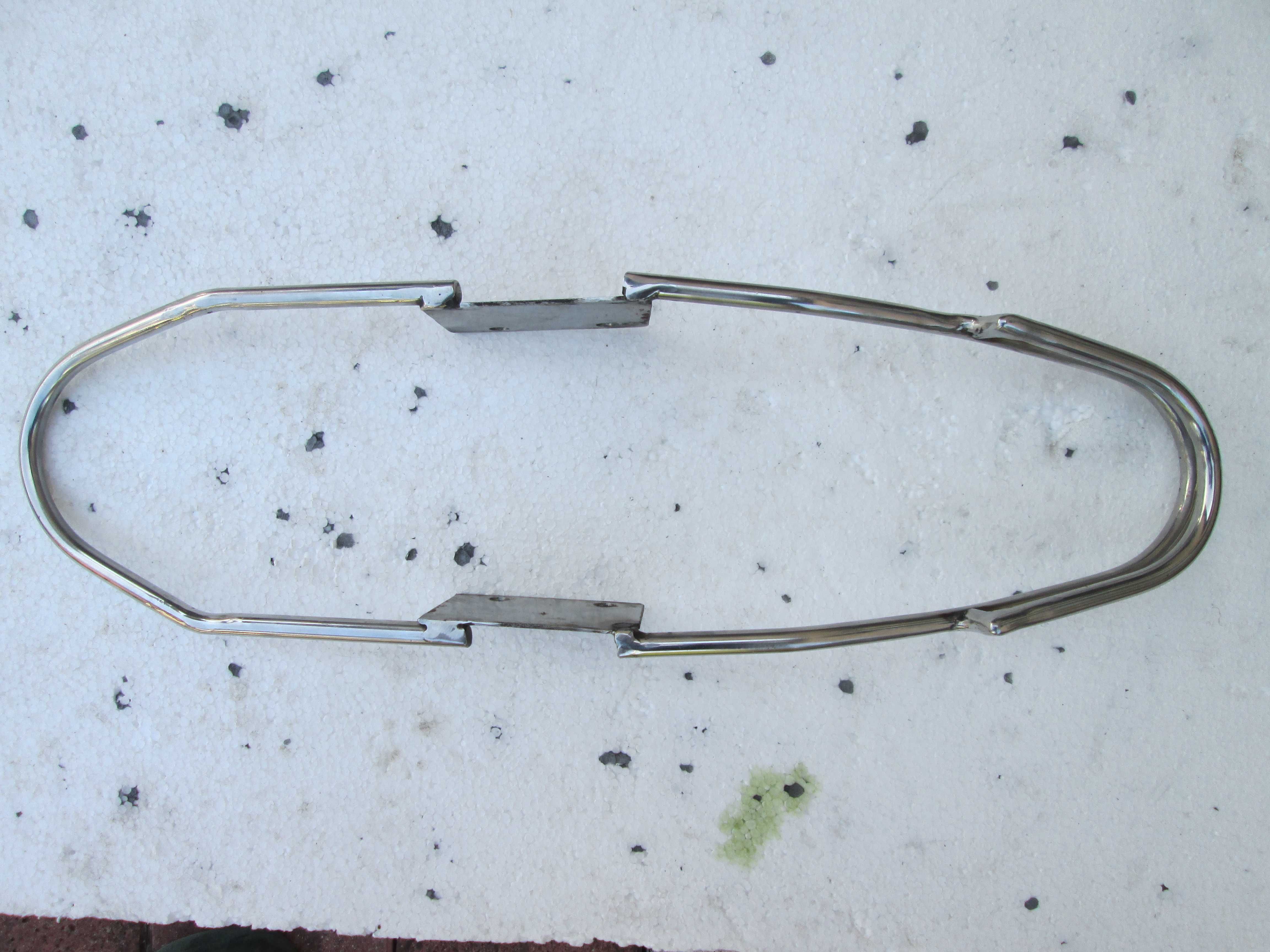 Reling przedniego błotnika do Honda vt 500 Shadow