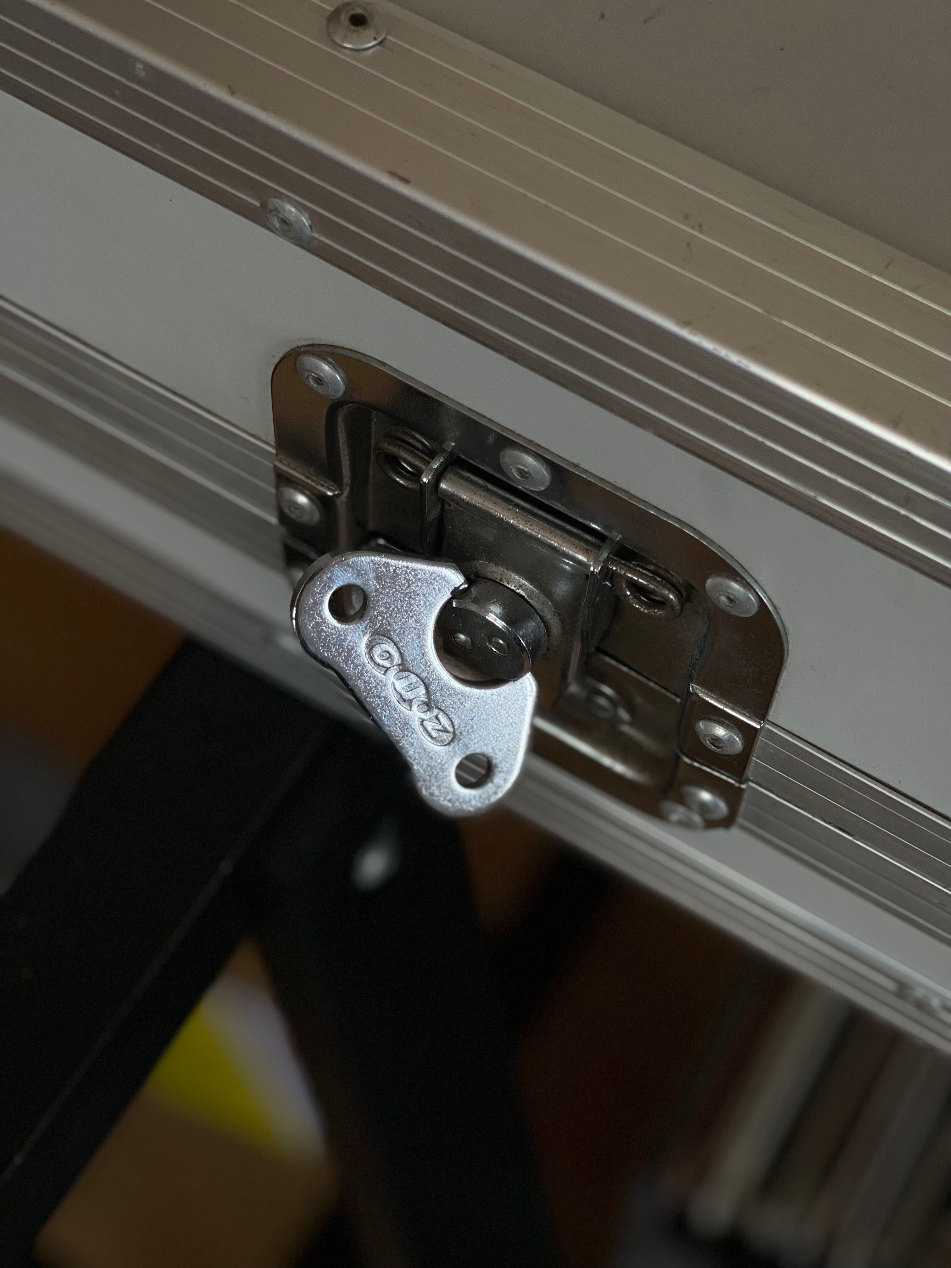 Flightcase ZOMO DJ Set para 2x Turntables + Mixer