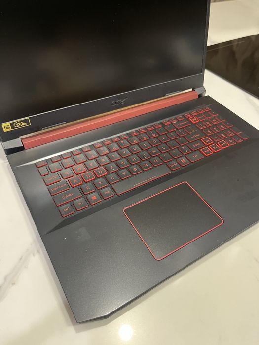 Acer nitro 5 GTX 1650 16GB ram