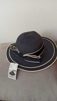 Granatowy kapelusz letni słoneczny