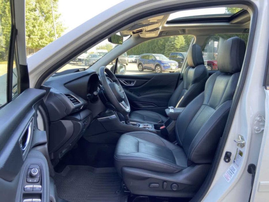 Subaru Forester Touring      2021