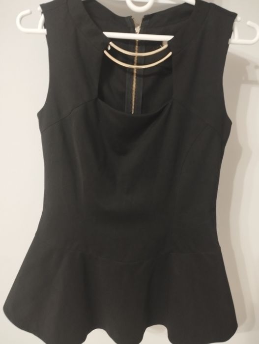 Elegancka czarna bluzka