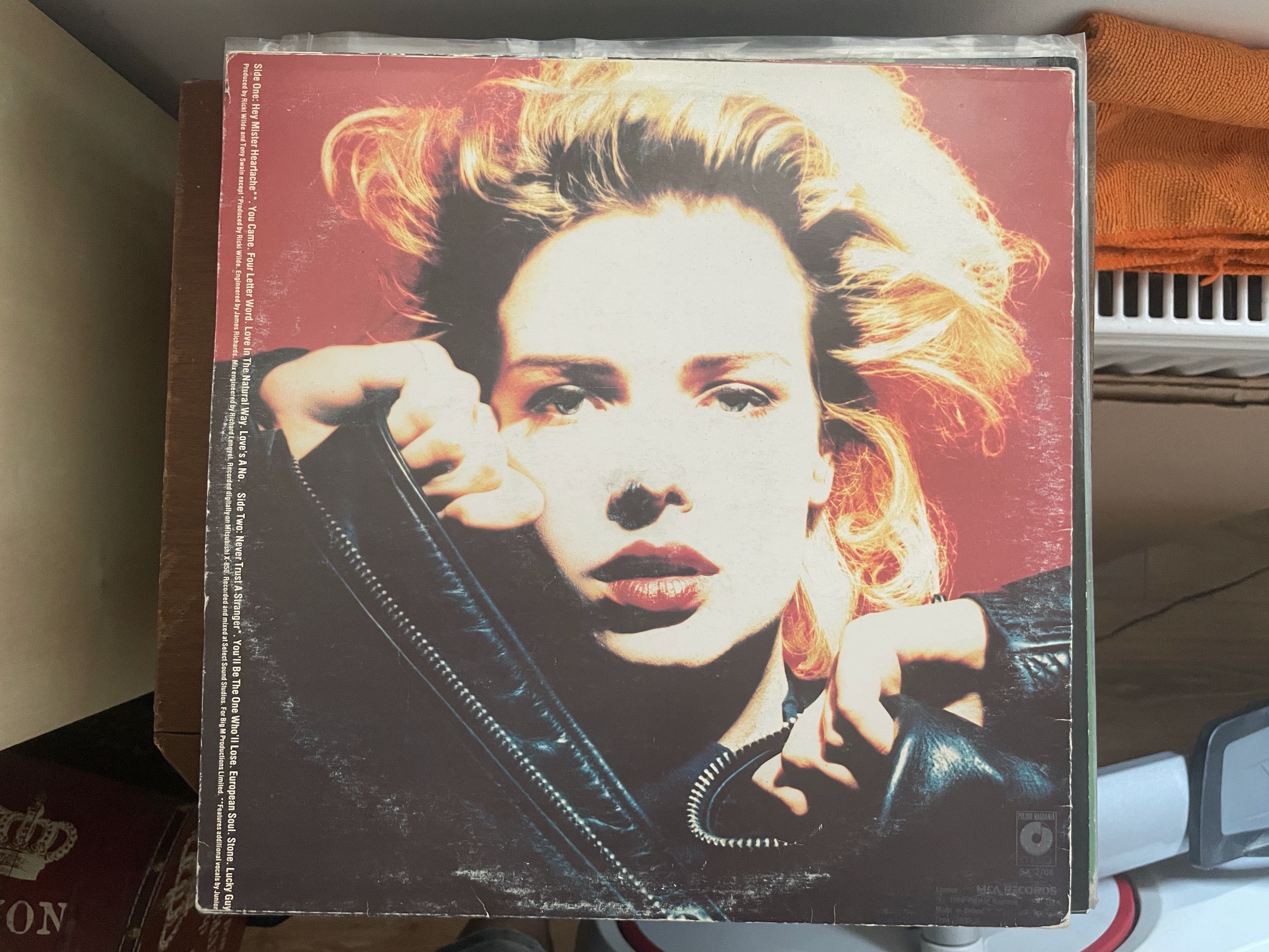 Kim Wilde close Lp