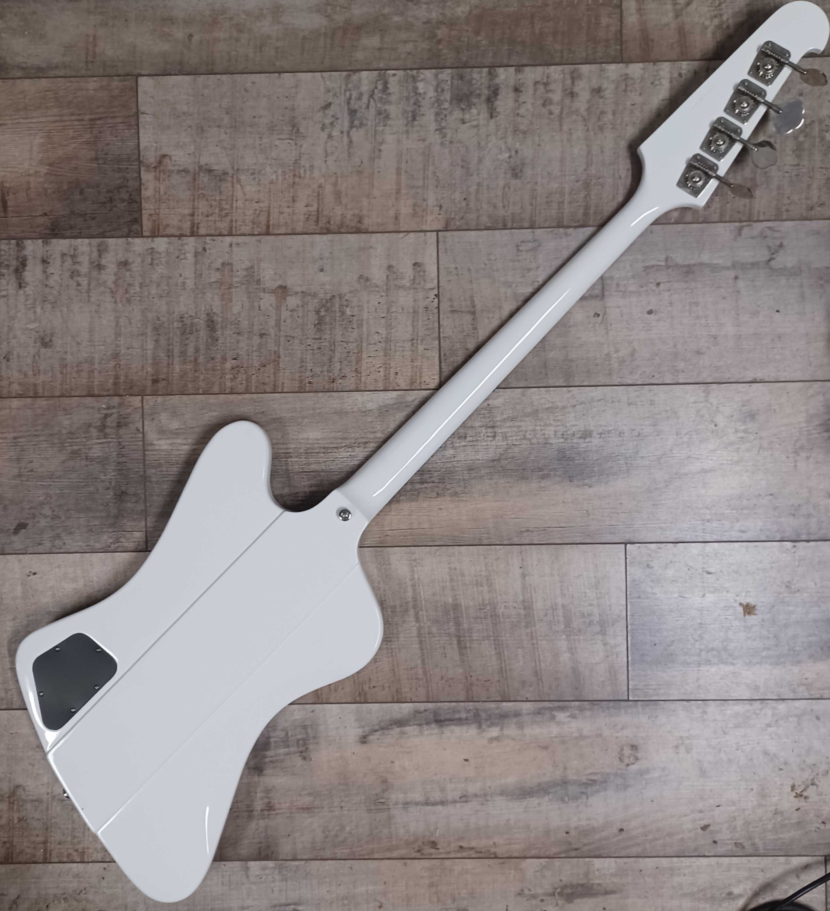 Epiphone Thunderbird 60s Arctic White gitara basowa