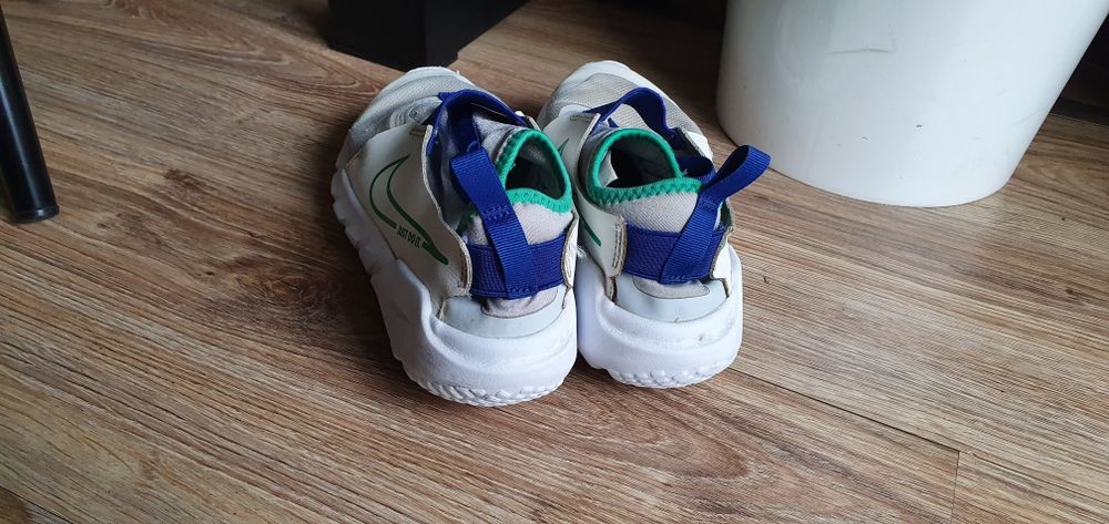 Nike buty dziecięce rozmiar 36,5 wkładka 23,5cm używane