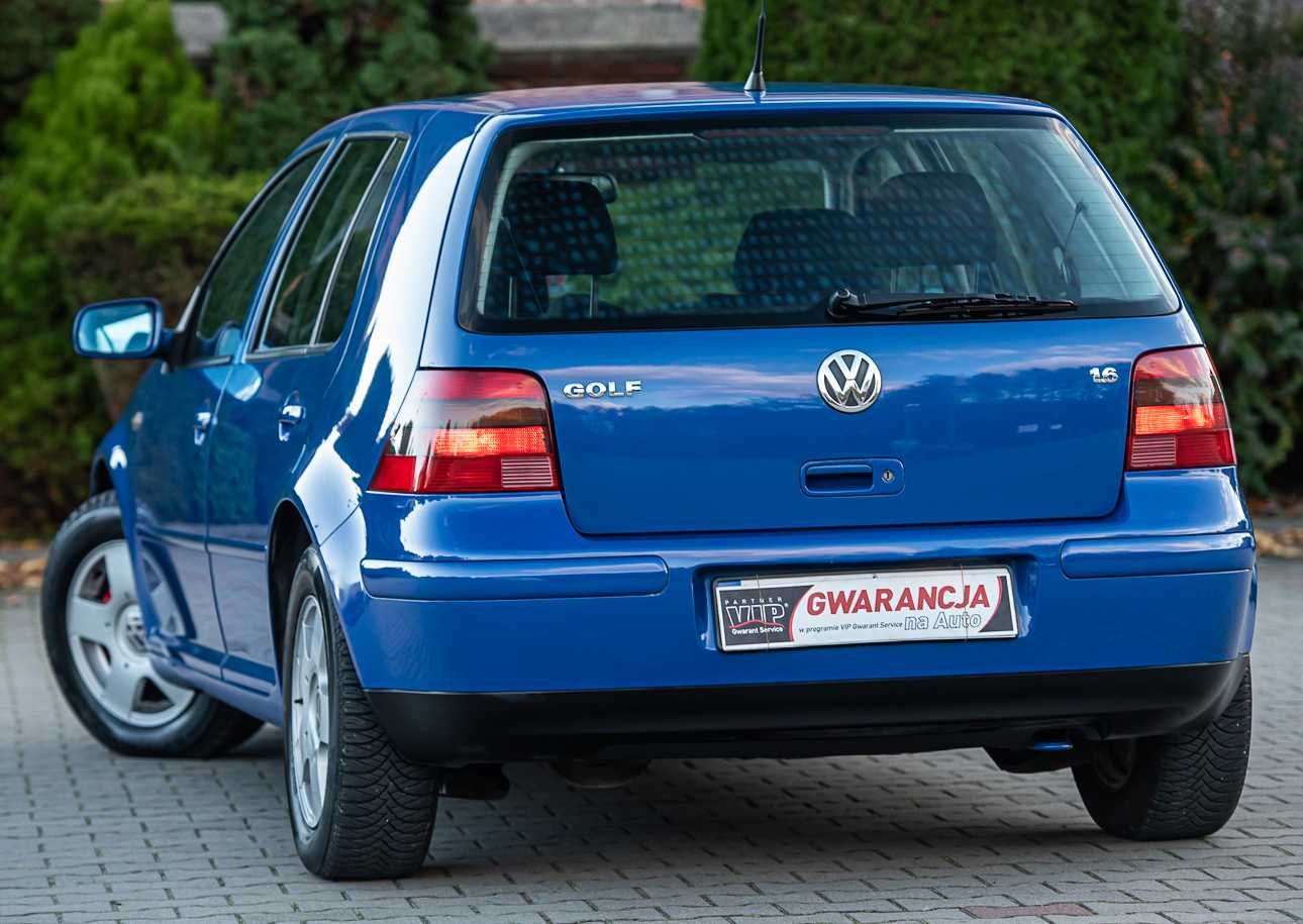 Piekny Volkswagen Golf 4 1.6 benzyna