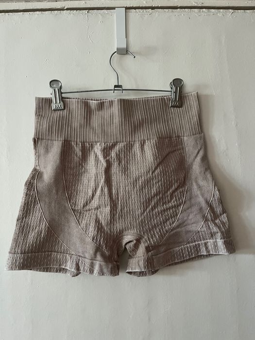 Шорти для спорту