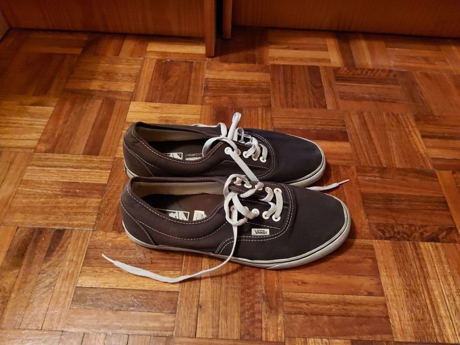 Vans Authentic 43
