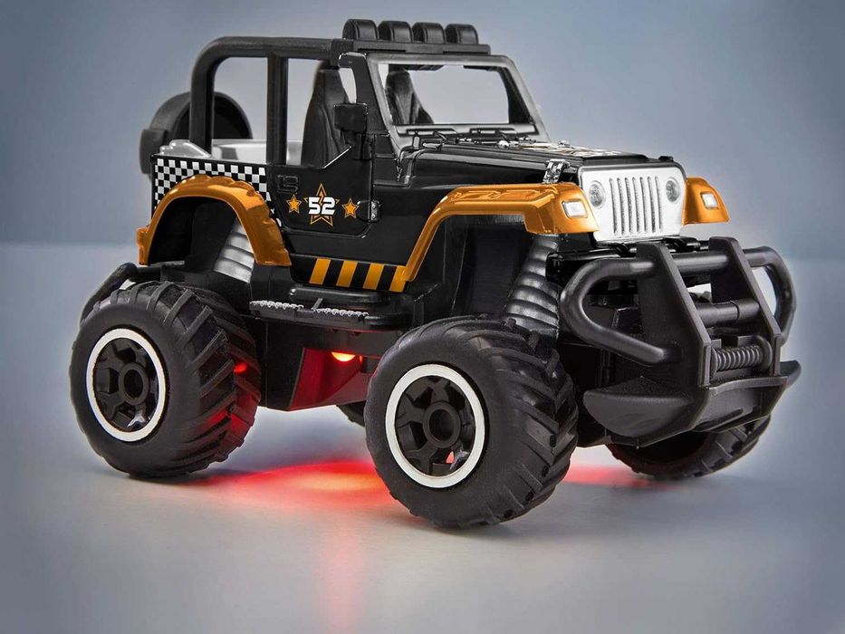 Revell RC Car Jeep Wrangler Quarter Back