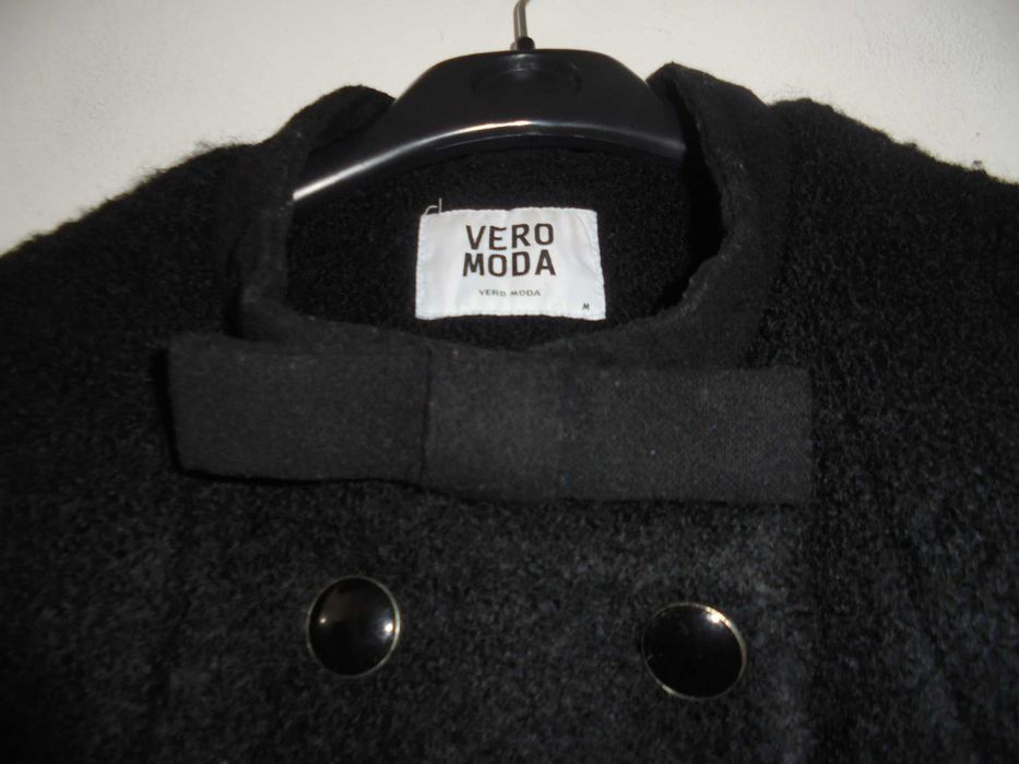 casaco de senhora cor preto