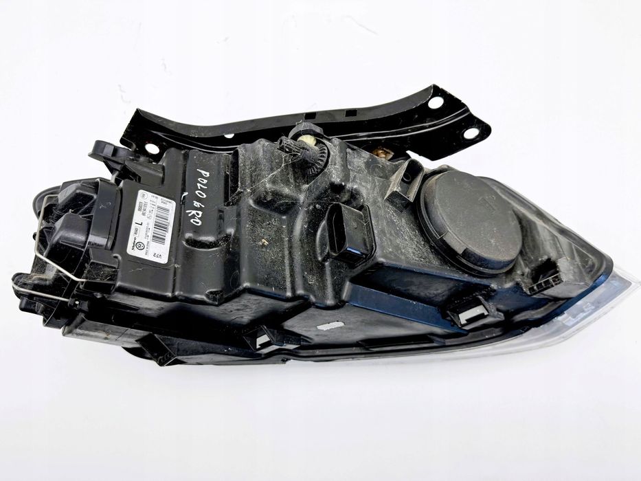 lampa przednia lewa volkswagen polo 6r 6r2941015e