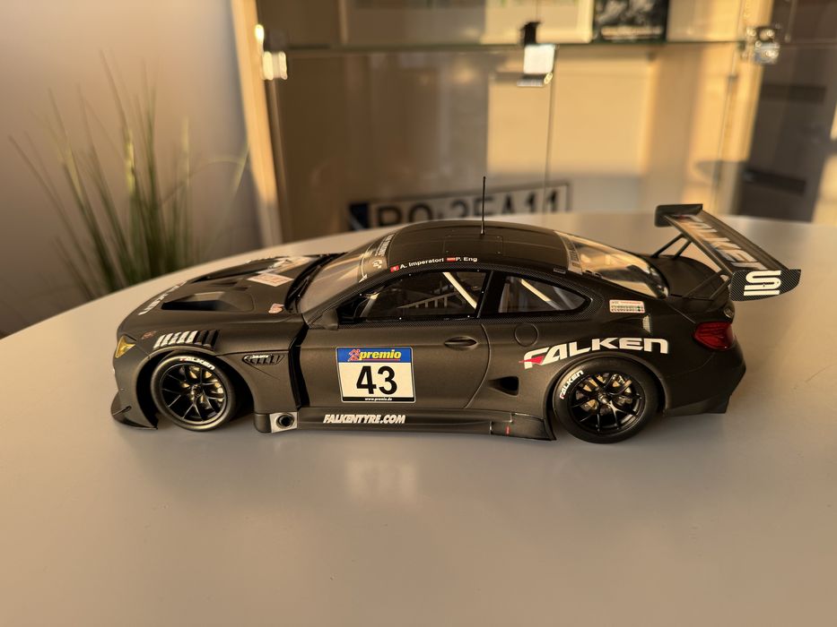 Bmw m6 gt3 minichamps 1:18