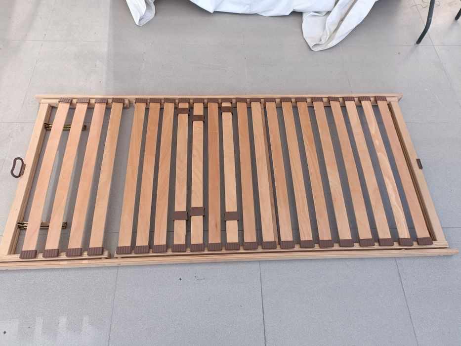 Stelaż do łóżka 90x200 cm regulowany