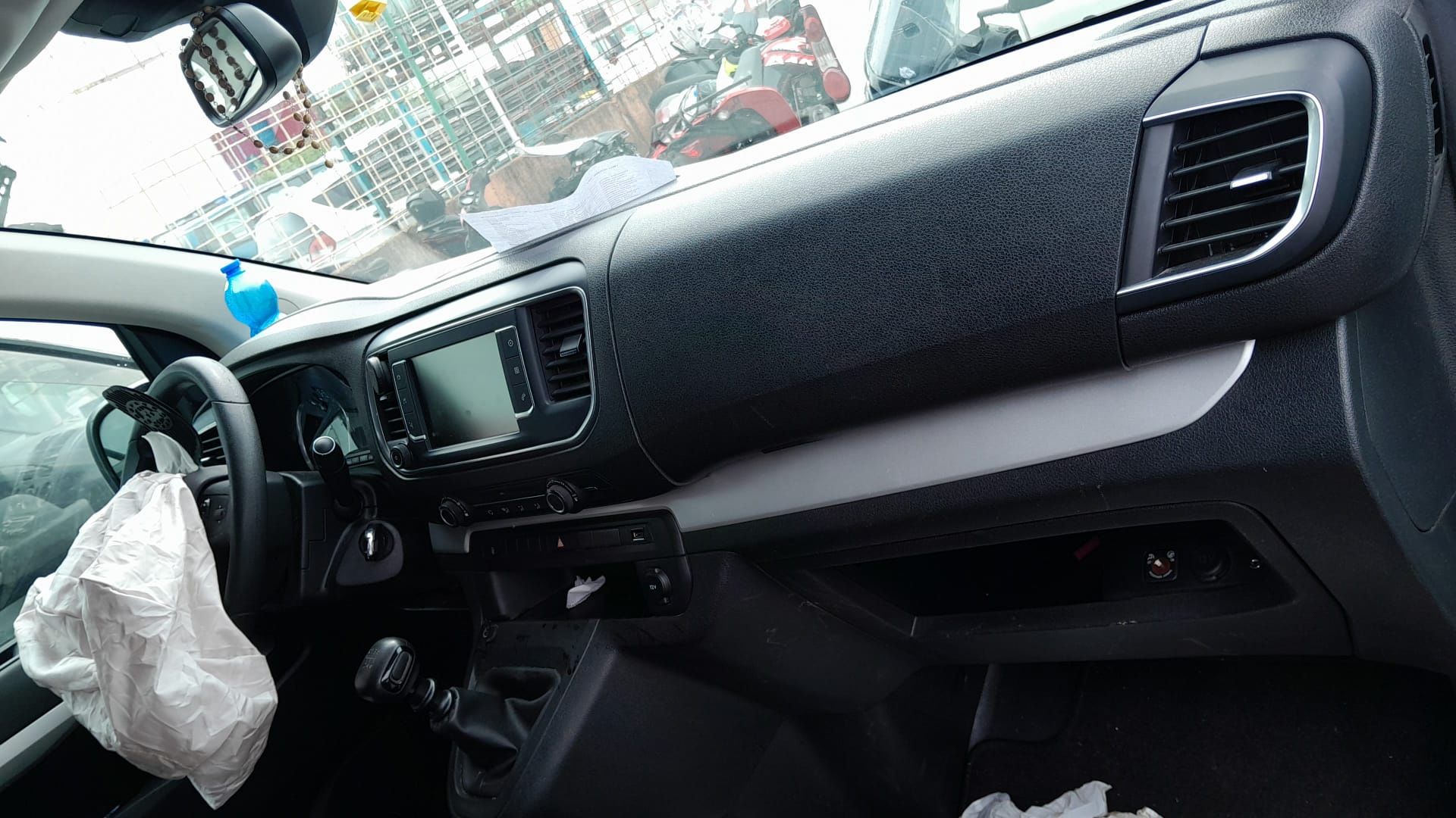 Klapa bagażnika drzwi błotnik tylny cwiartka lampa toyota proace vers