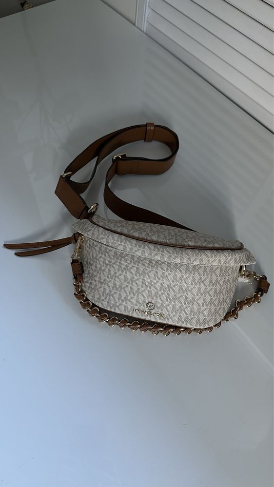 Біла сумка бананка Slater Extra Small Vanilla Brown Michael Kors