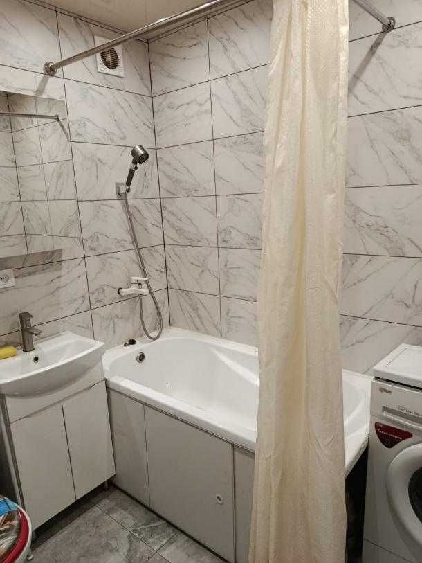 Продам 1 комнатную квартиру р-н рынка ХТЗ.