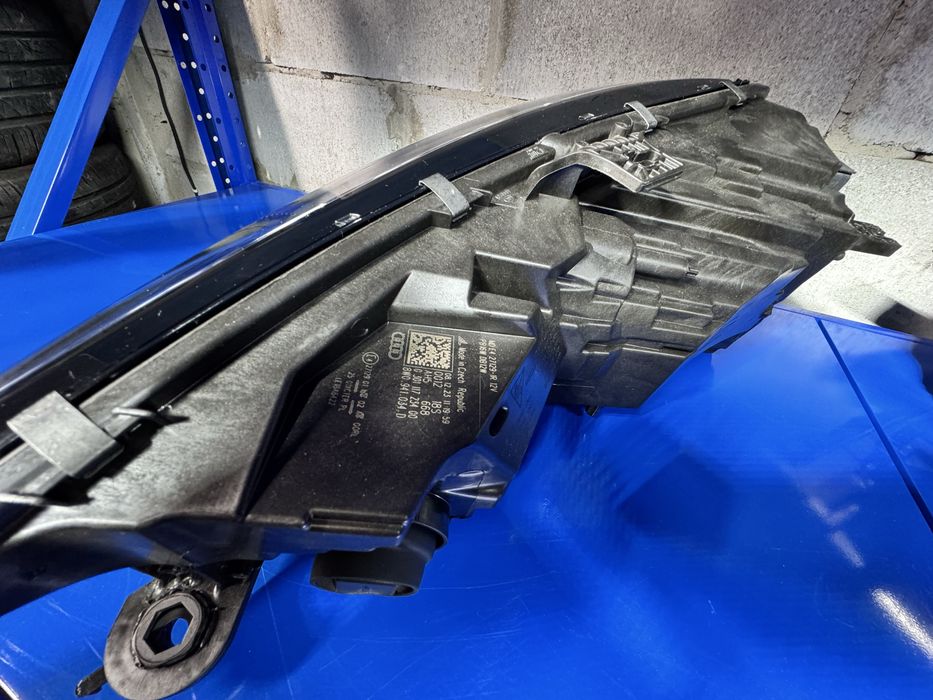 Фары Audi A4 B9 full led обмін на ваші