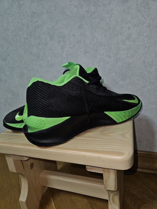 кросівки баскетбольні Nike G.T. Jump Academy.