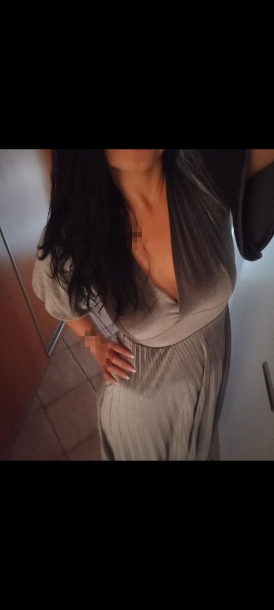 Suknia na każdą okazję M