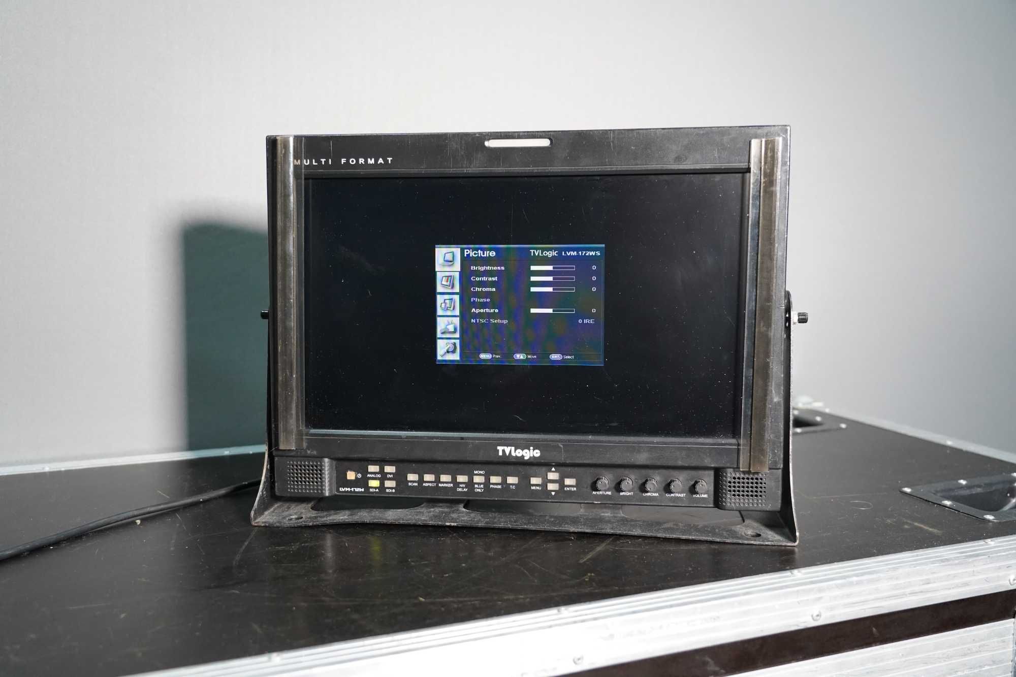 Монітор TV Logic LVM-172WS 17"