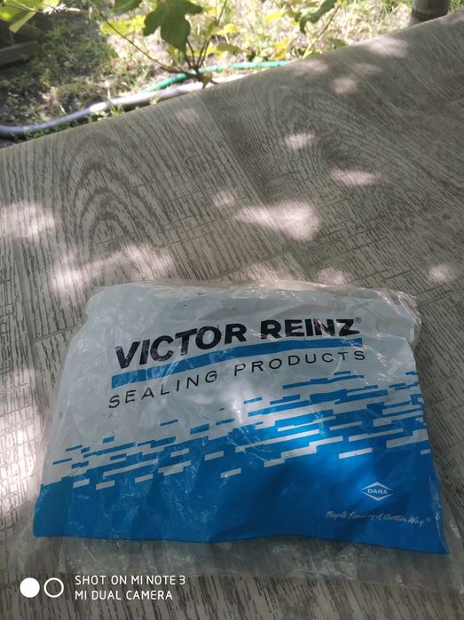 Комплект прокладок клапанной крышки REINZ 15-37614-01