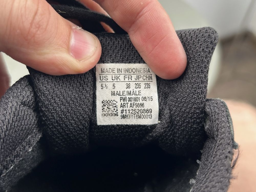 Оригінал! Кросівки Adidas Superstar 38 розмір 03442