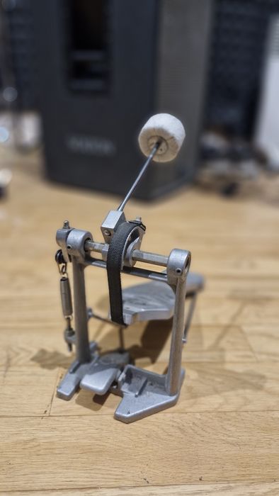 Педаль одинарная для бас бочки yamaha