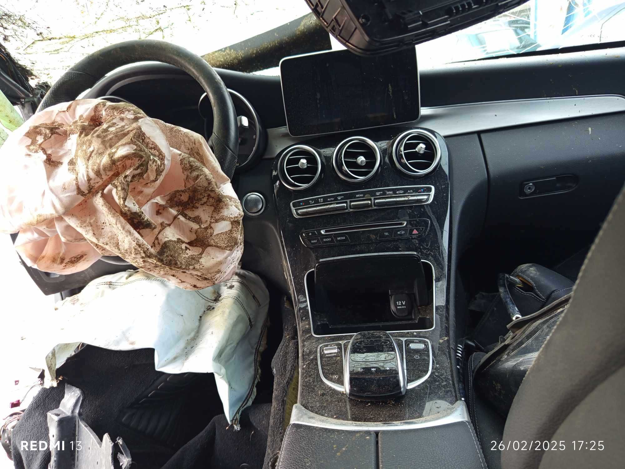 Para peças Mercedes-Benz C-Class  T-Model C 220 BlueTEC ano 2020