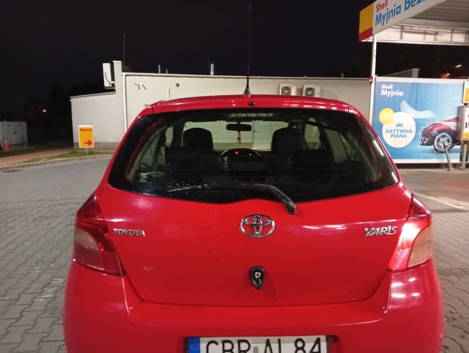 Sprzedam toyota yaris 2006 rok