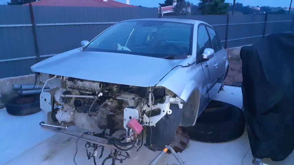 Material Renault Mégane II sedan