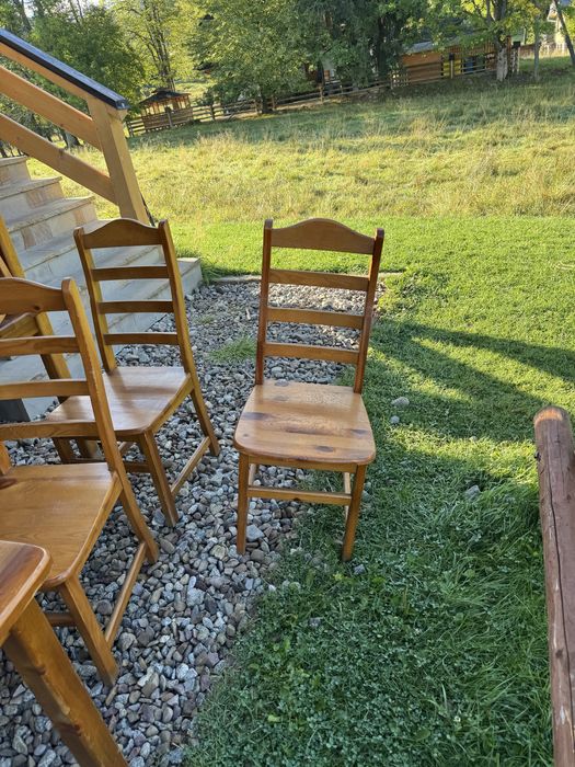 Krzesła i stoły sprzedam tanio odbior osobisty