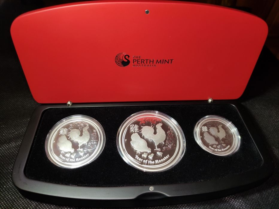 Набор из трёх серебряных монет Год петуха 108,85 грамм 999 пробы
